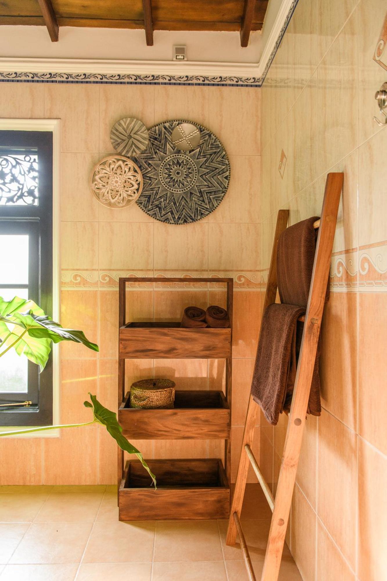 מלון אונה ואטונה Roots Retreat מראה חיצוני תמונה