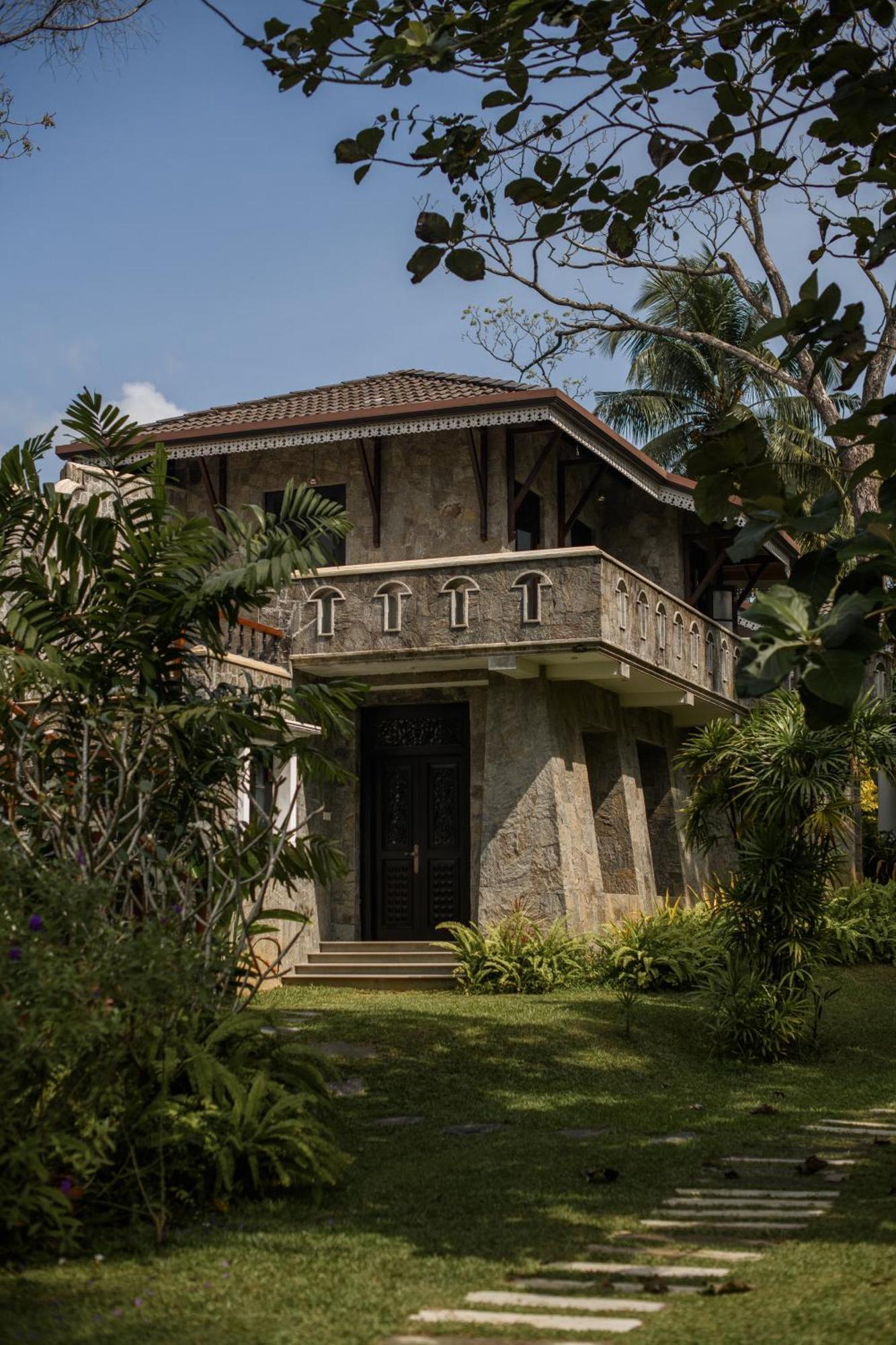 מלון אונה ואטונה Roots Retreat מראה חיצוני תמונה