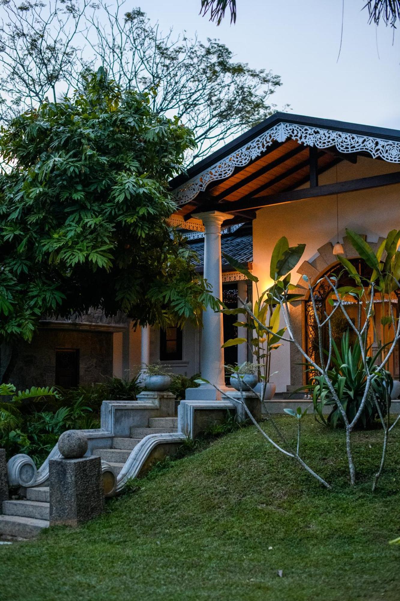 מלון אונה ואטונה Roots Retreat מראה חיצוני תמונה