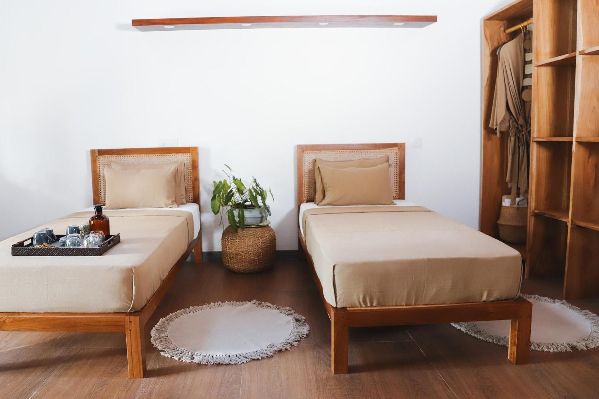 מלון אונה ואטונה Roots Retreat חדר תמונה